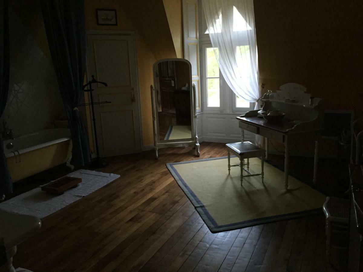 Manoir De La Chouanniere Villa Montreuil-sur-Maine Eksteriør bilde